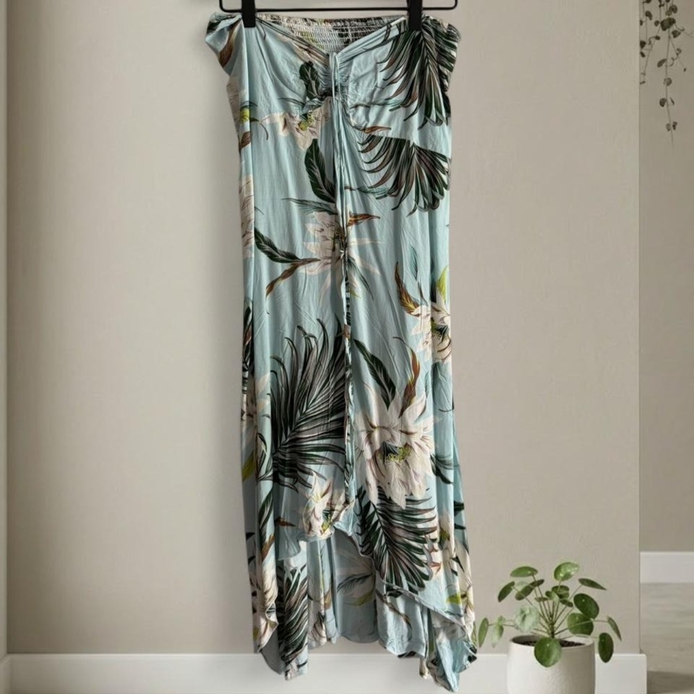 Hawaii Hangover blue maxi dress with ruffle detail and tie up front. Size: M